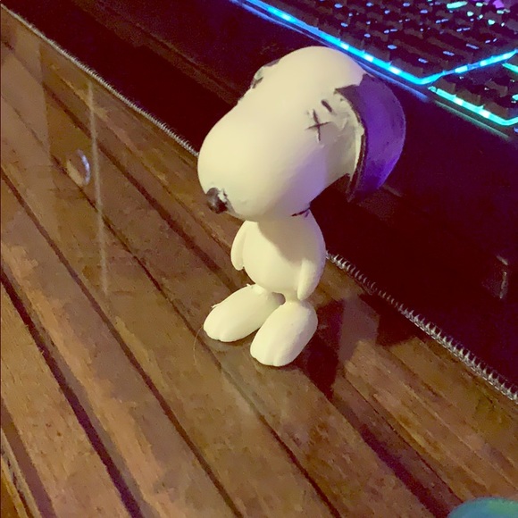 Snoopy - Picture 1 of 3